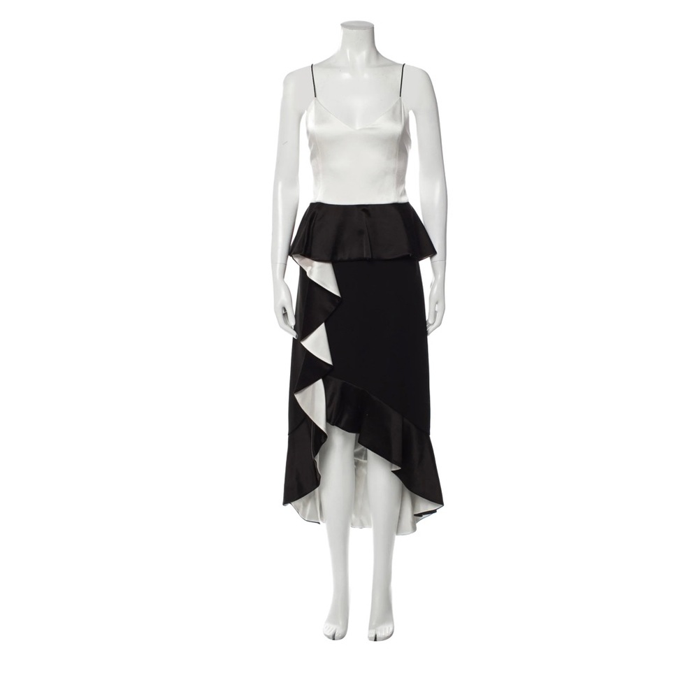 ALICE + OLIVIA
Colorblock Pattern Long Dress
Size: XLI US 12
$145.00